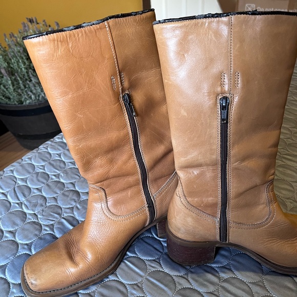 Vintage (1976) Aldo leather boots. - Picture 2 of 5